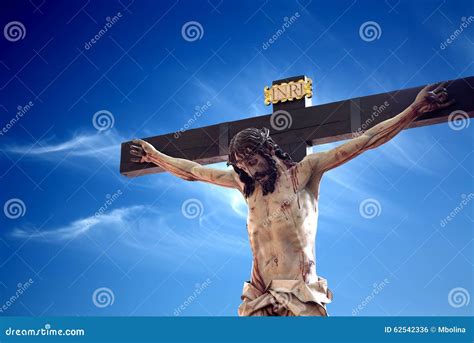  The White Crucifixion ภาพยนตรกรรมเชิงสัญลักษณ์แห่งความทุกข์ทรมานและการไถ่บาป